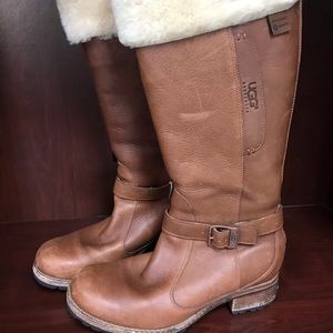 Ugg snow boots